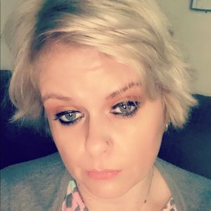 Meet your Posher, Destiny